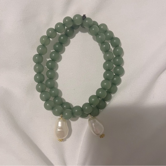 Hand Crafted Jewelry - Beaded Stretch Bracelets Handmade 2 Green White NWT